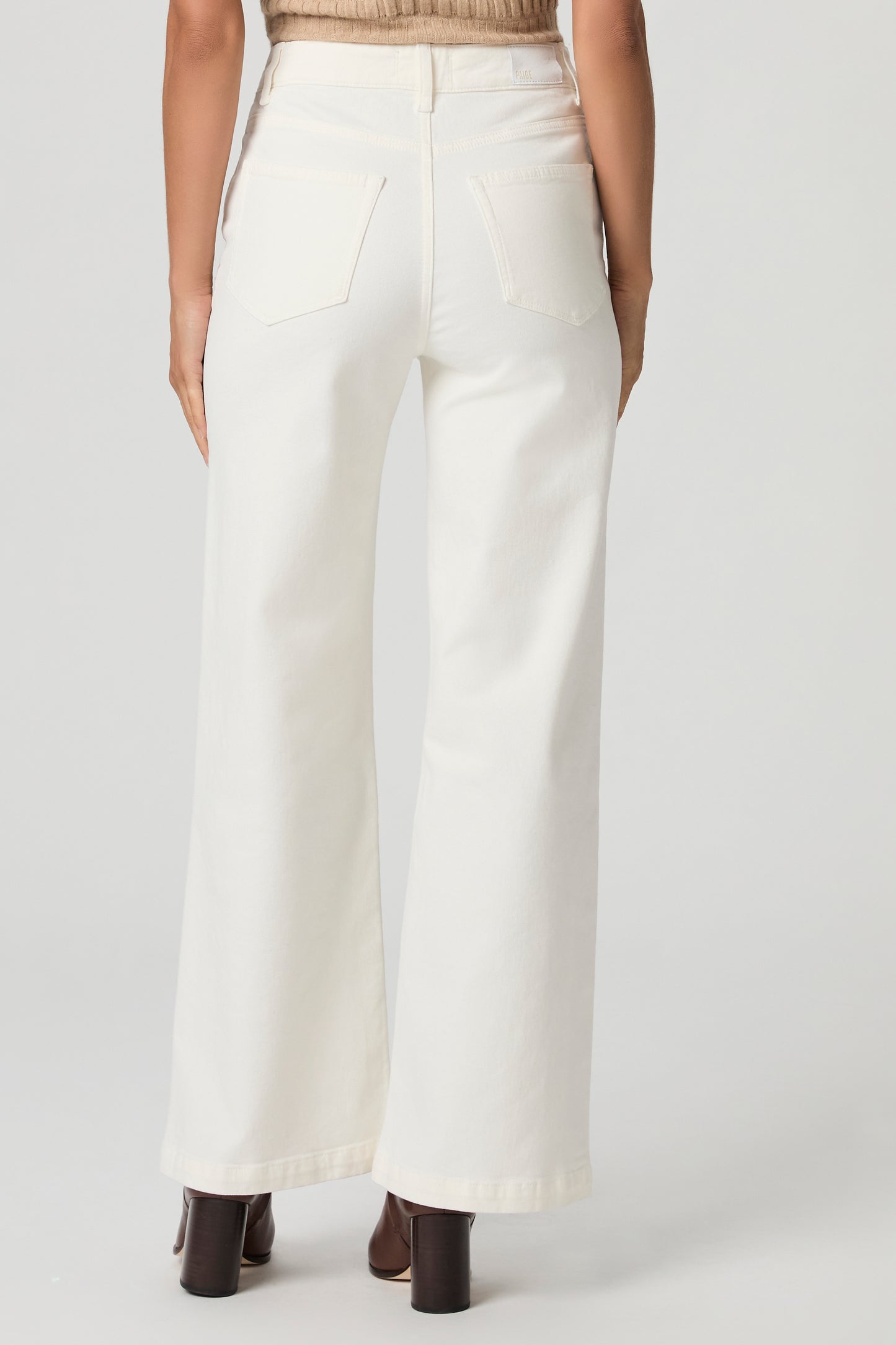 Anessa 31" W/ Rounded Inset Pockets - Tonal Ecru