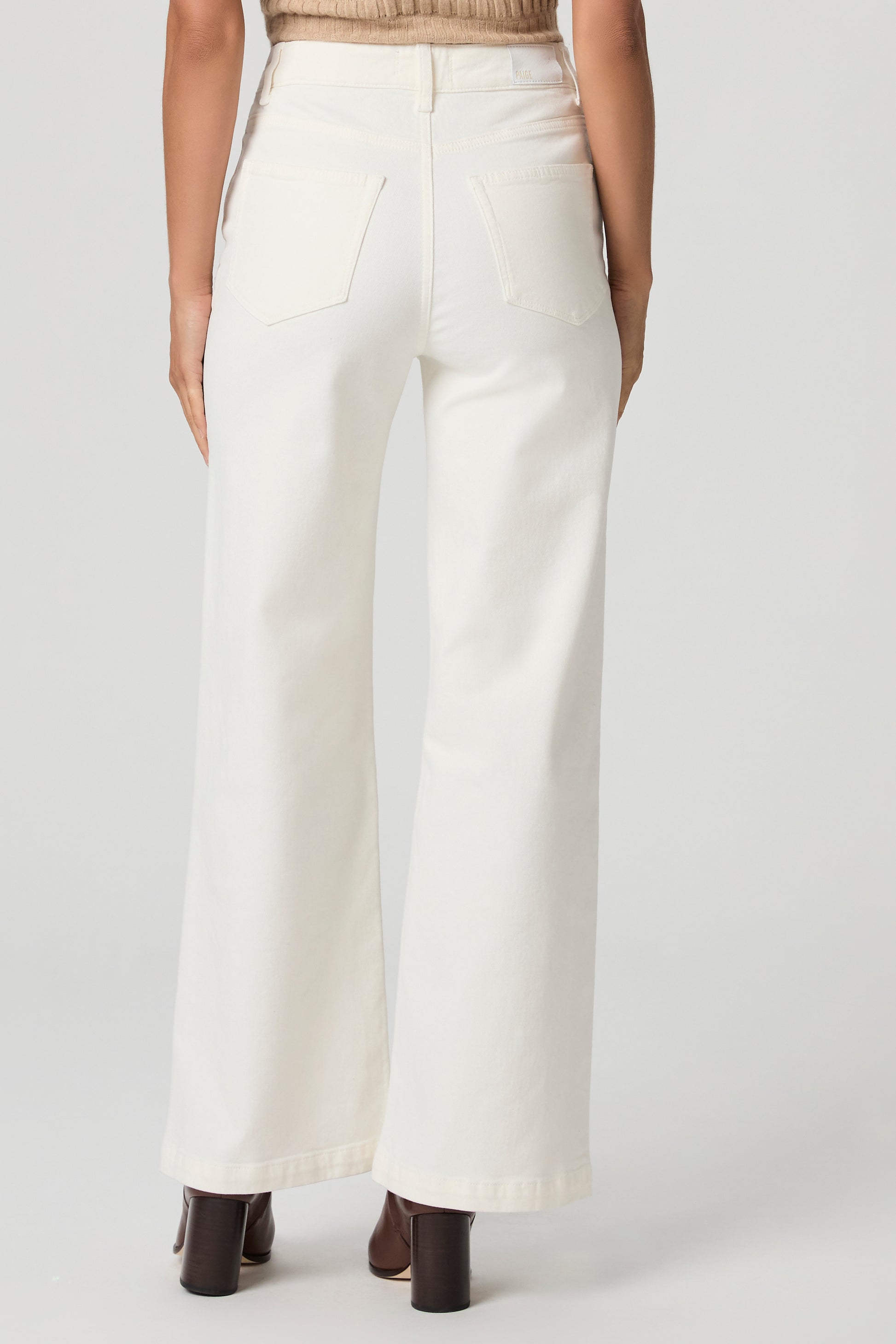 Anessa 31" W/ Rounded Inset Pockets - Tonal Ecru