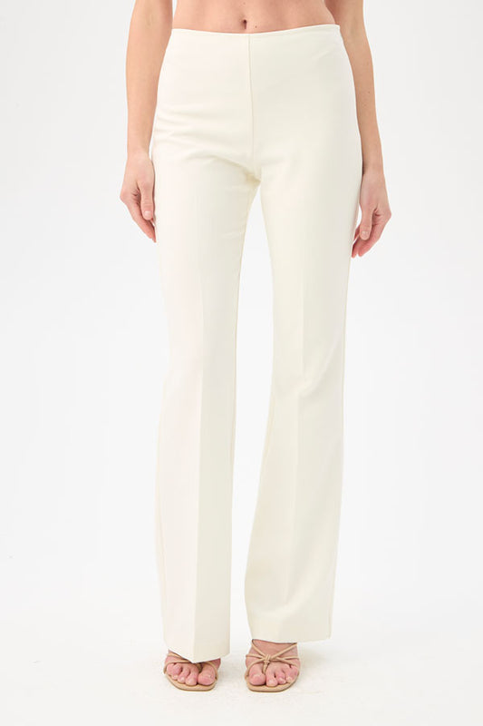WINTER WHITE