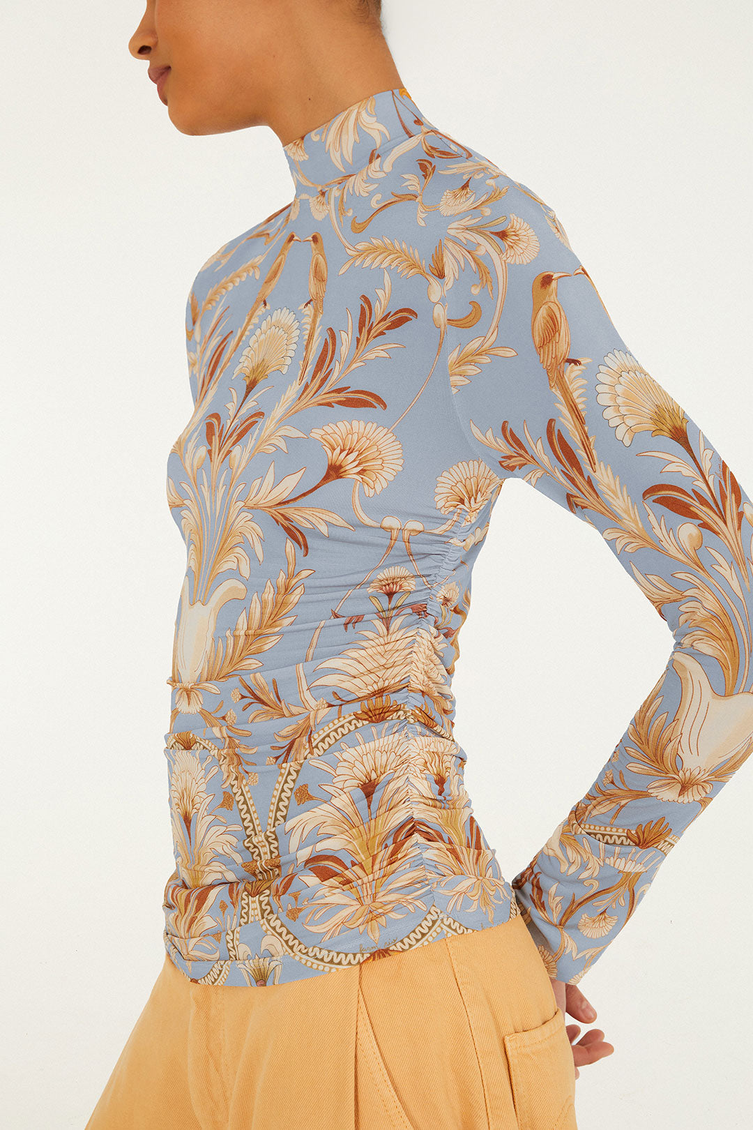 BLOOMING GARDEN LIGHT BLUE JERSEY BLOUSE