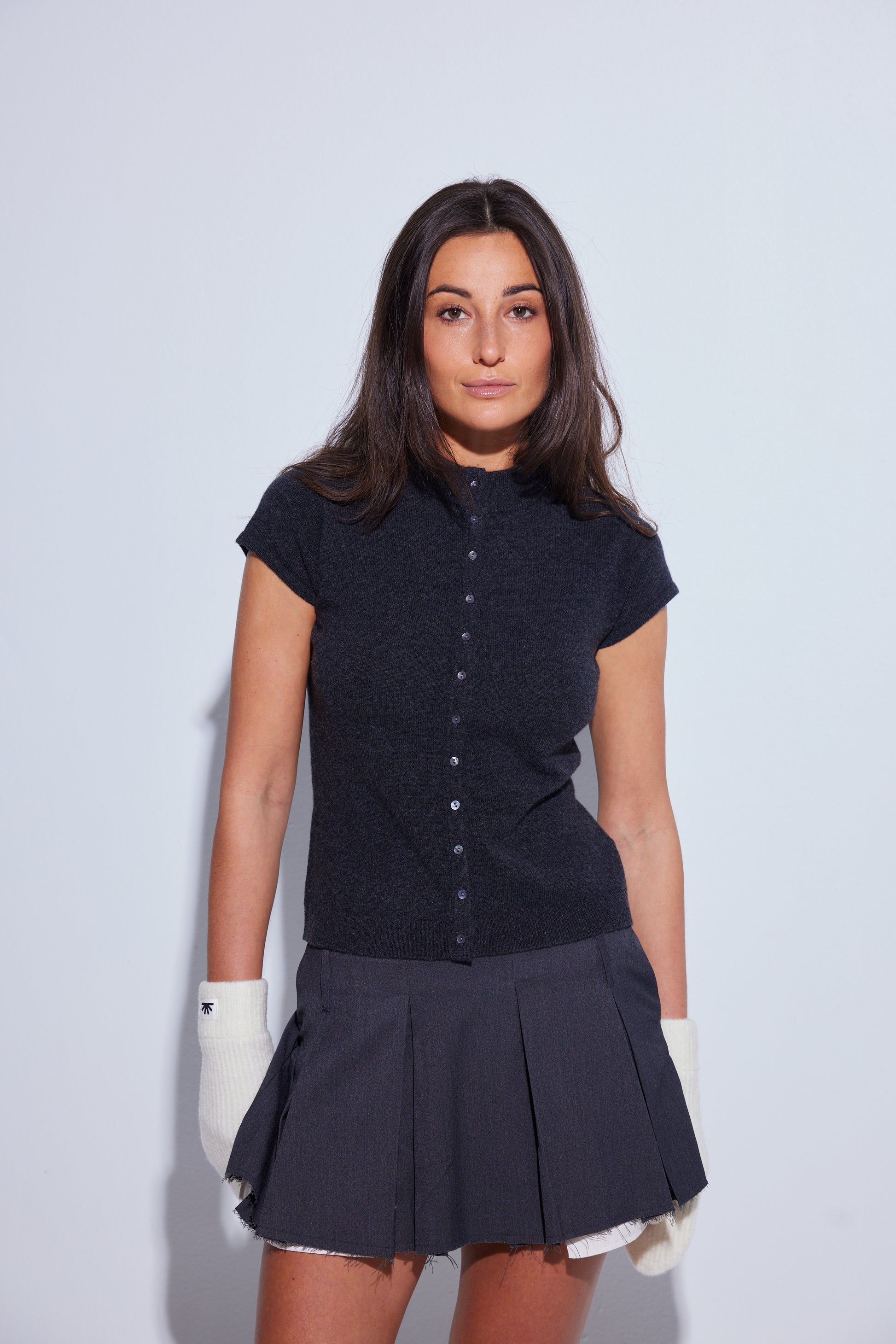 AVORIAZ FITTED BUTTON TEE