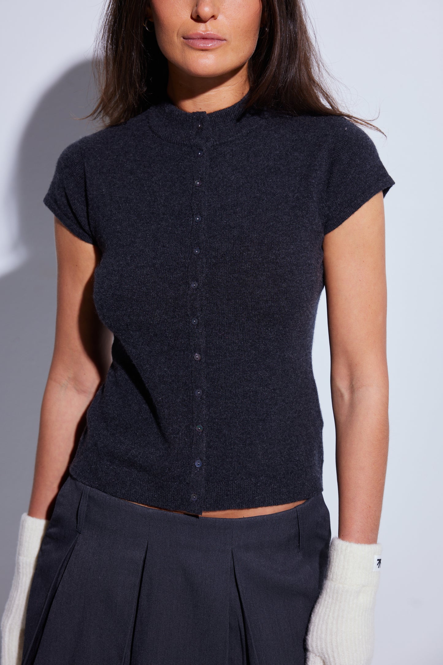 AVORIAZ FITTED BUTTON TEE