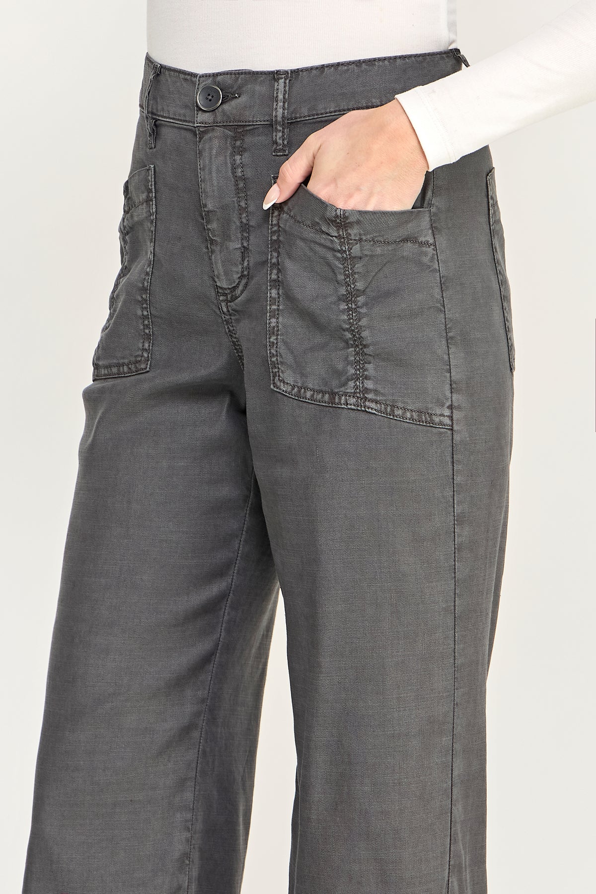 SARAH PANT