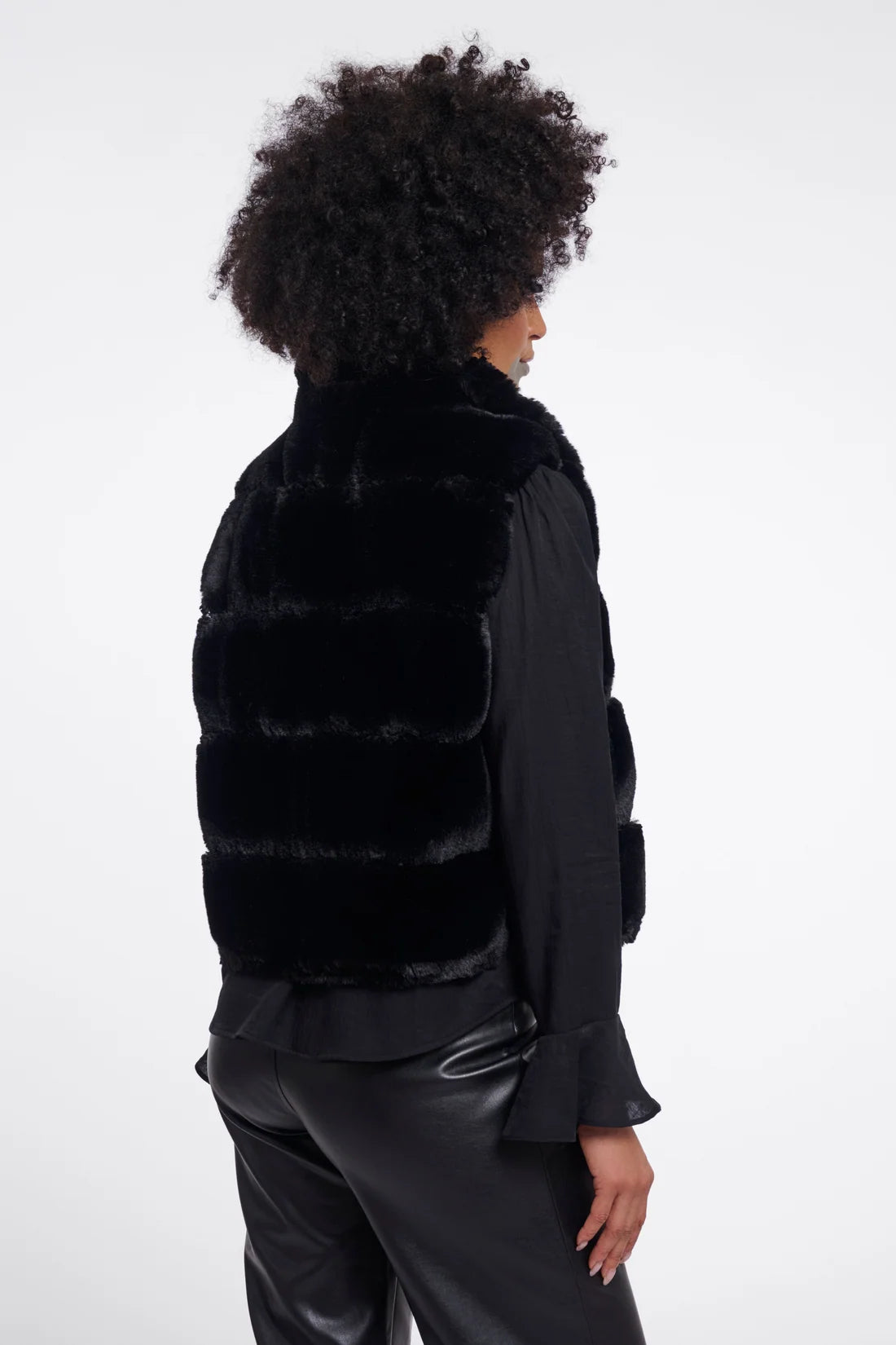 May Vest - Black