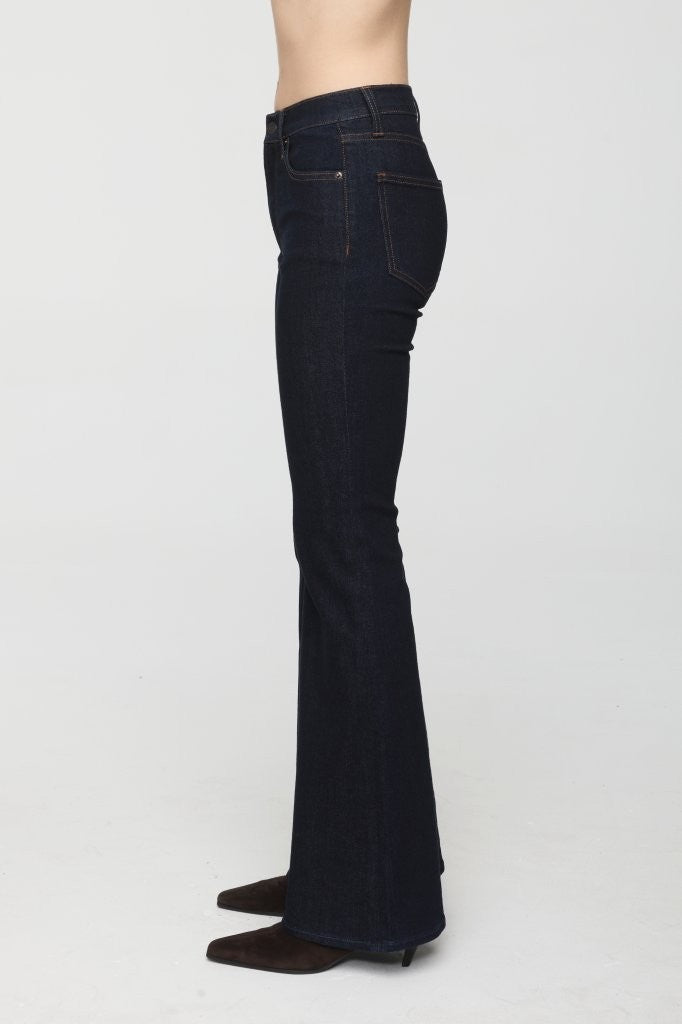 KINSLEY MID RISE ULTRA FLARE